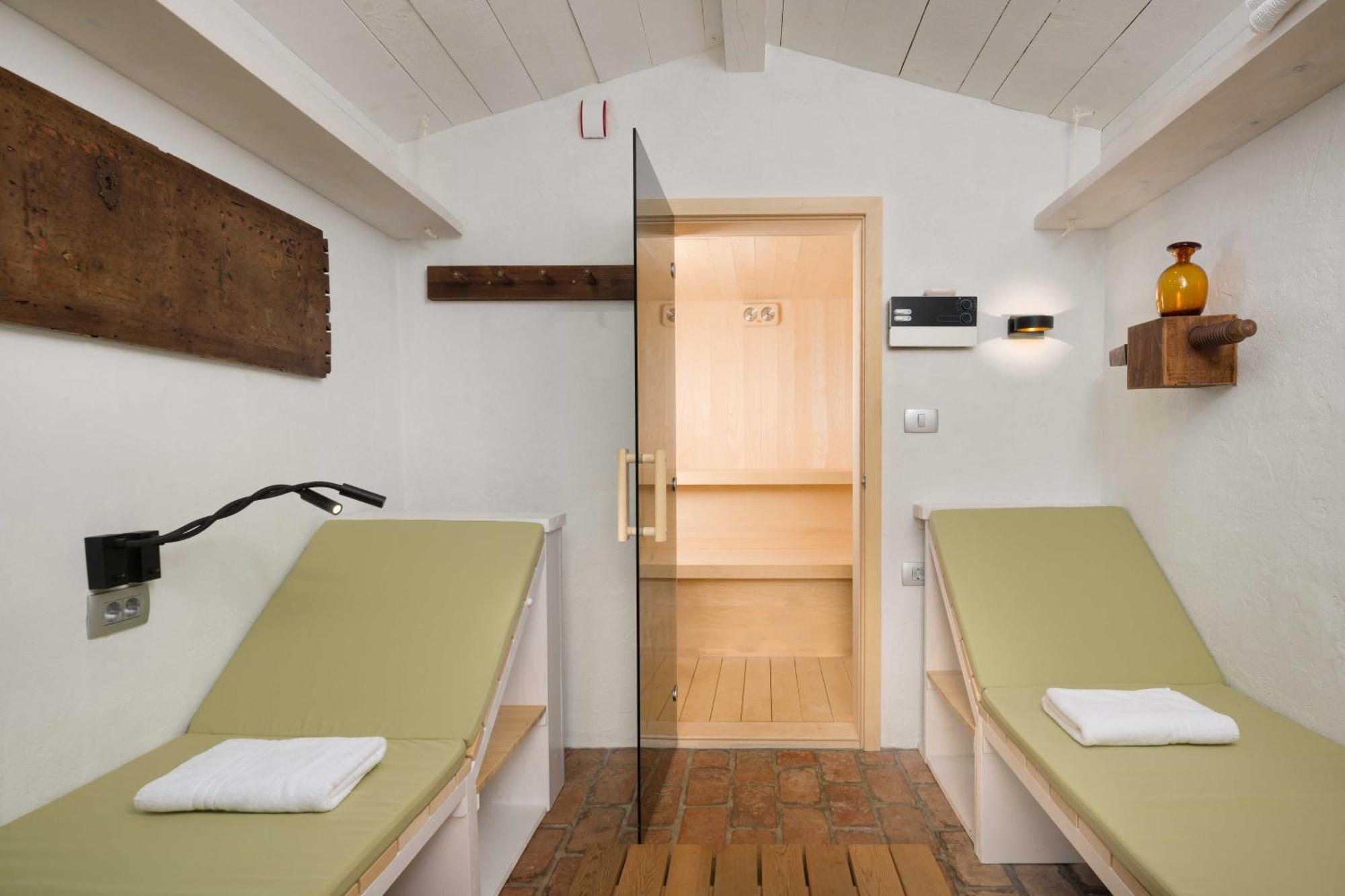 Villa Artes With Free Hot Tub & Sauna Branik Экстерьер фото
